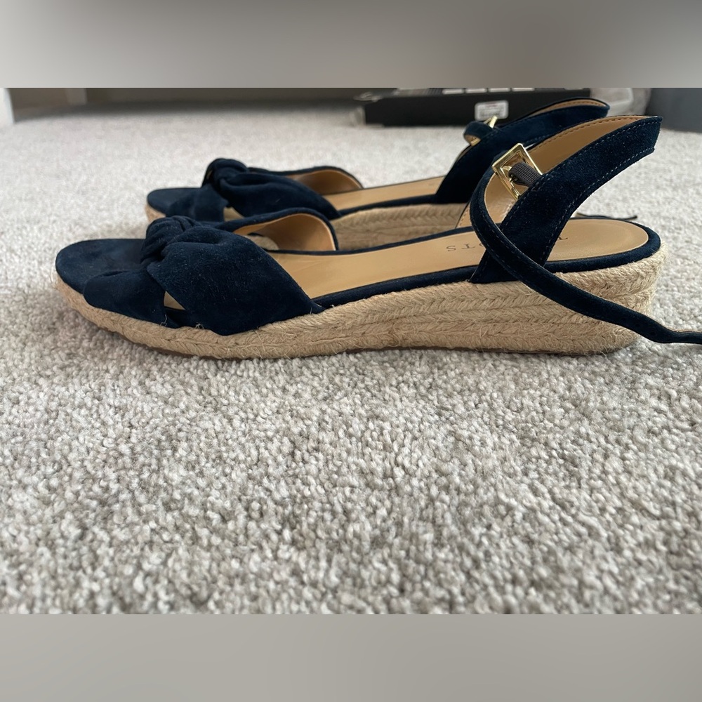Talbots Navy Knot Front Espadrille Wedge Sandals - Picture 3 of 4